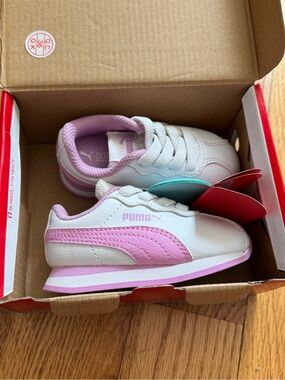 Puma Toddler White & Pink Low-Top Sneakers